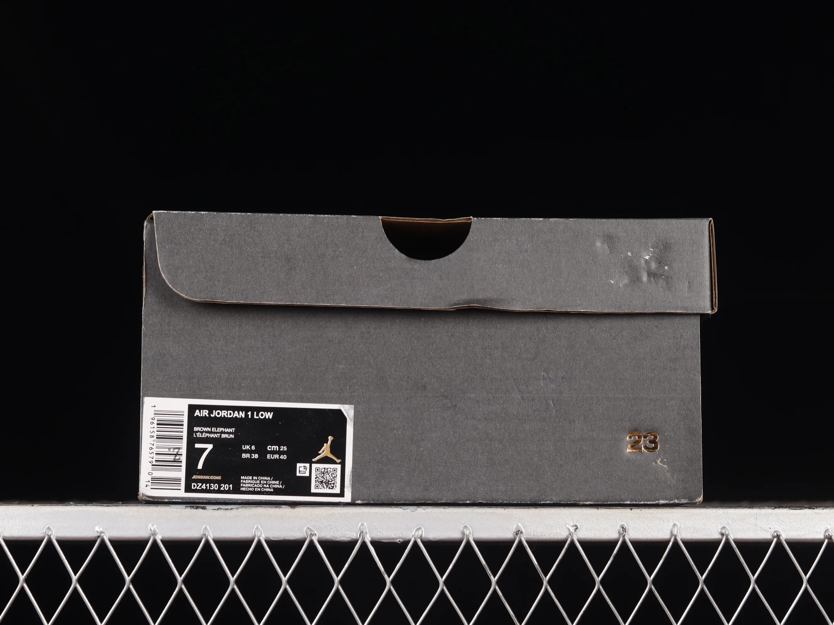 All categories Air Jordan Jordan series basketball shoes Air Jordan 1 Low Z version Air Jordan 1 Low AJ1 Joe 1 white and yellow burst pattern low-top cultural casual sneakers DZ4130-201